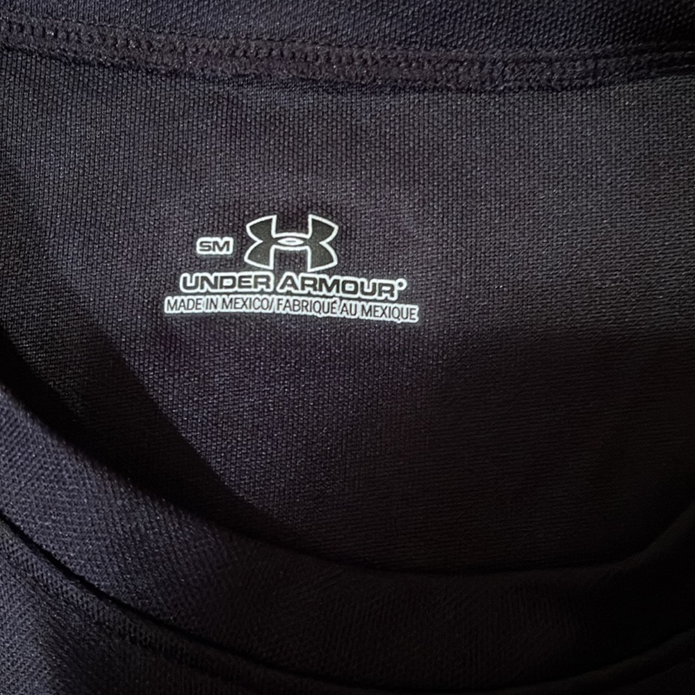 Athletic wear - Picture 2 of 2